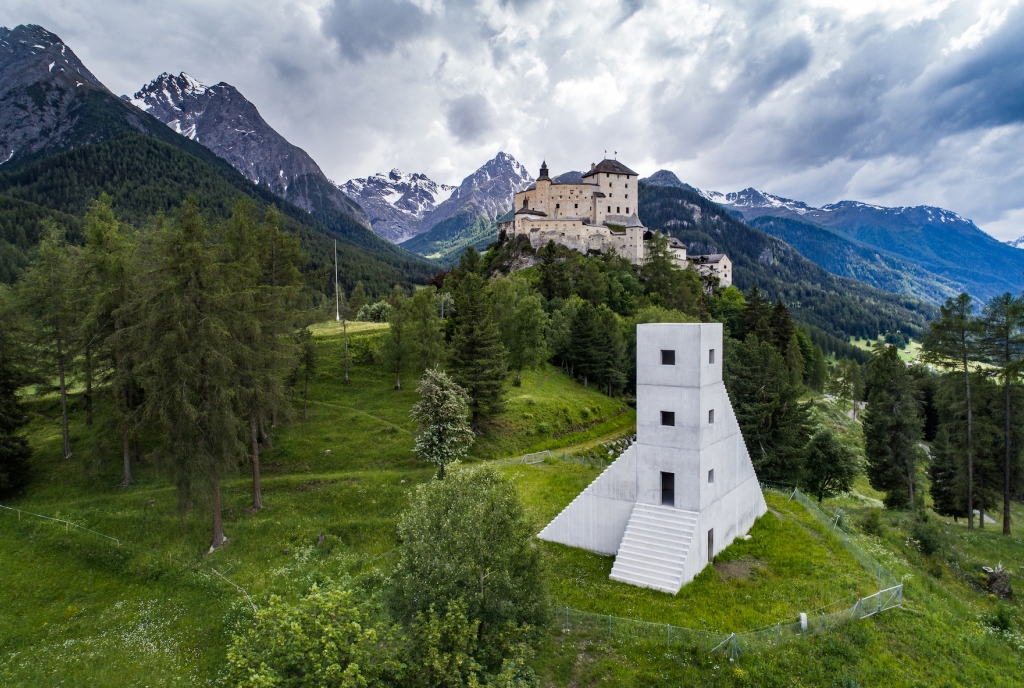 Schloss Tarasp